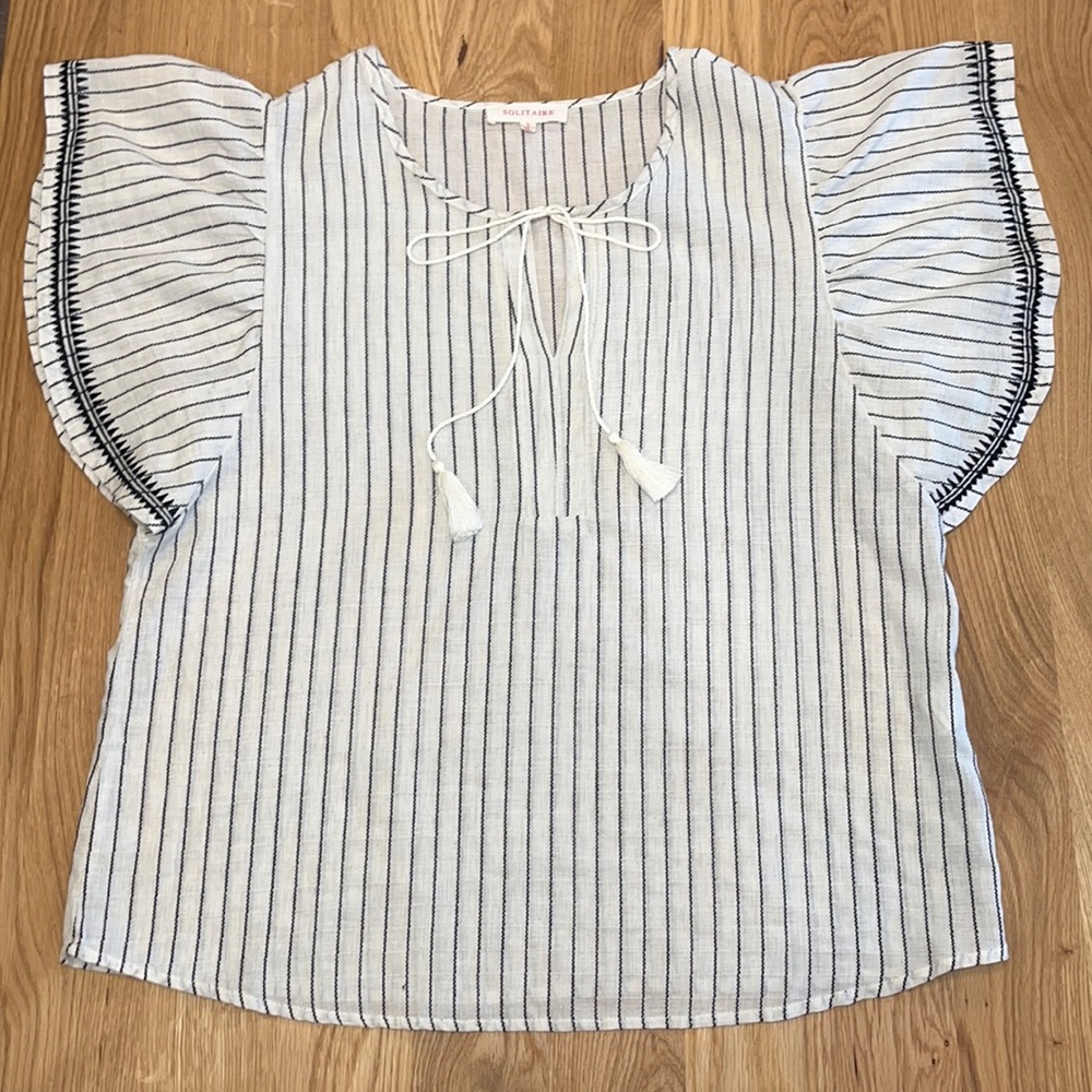 Solitaire Embroidered Butterfly Sleeve Blouse